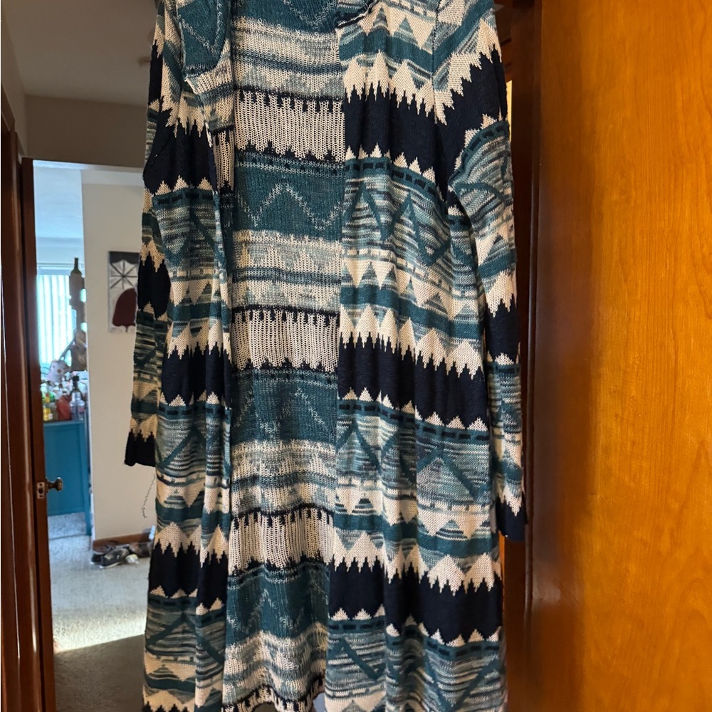 Geometric Patterned Long Cardigan